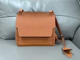 Picture of Hermes Handbags _SKUfw236182869fw